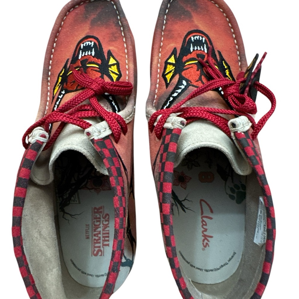 Rare Clarks Originals Wallabee Evo Stranger Things The Upside Down Men’s Size 12 - Picture 6 of 10